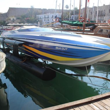 AirBerth φύλαξη σκαφών - Airberth by "BOUZAKIS MARINE"