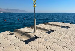 Πλωτή εξέδρα για Isla Brown Corinthia Resort - 7