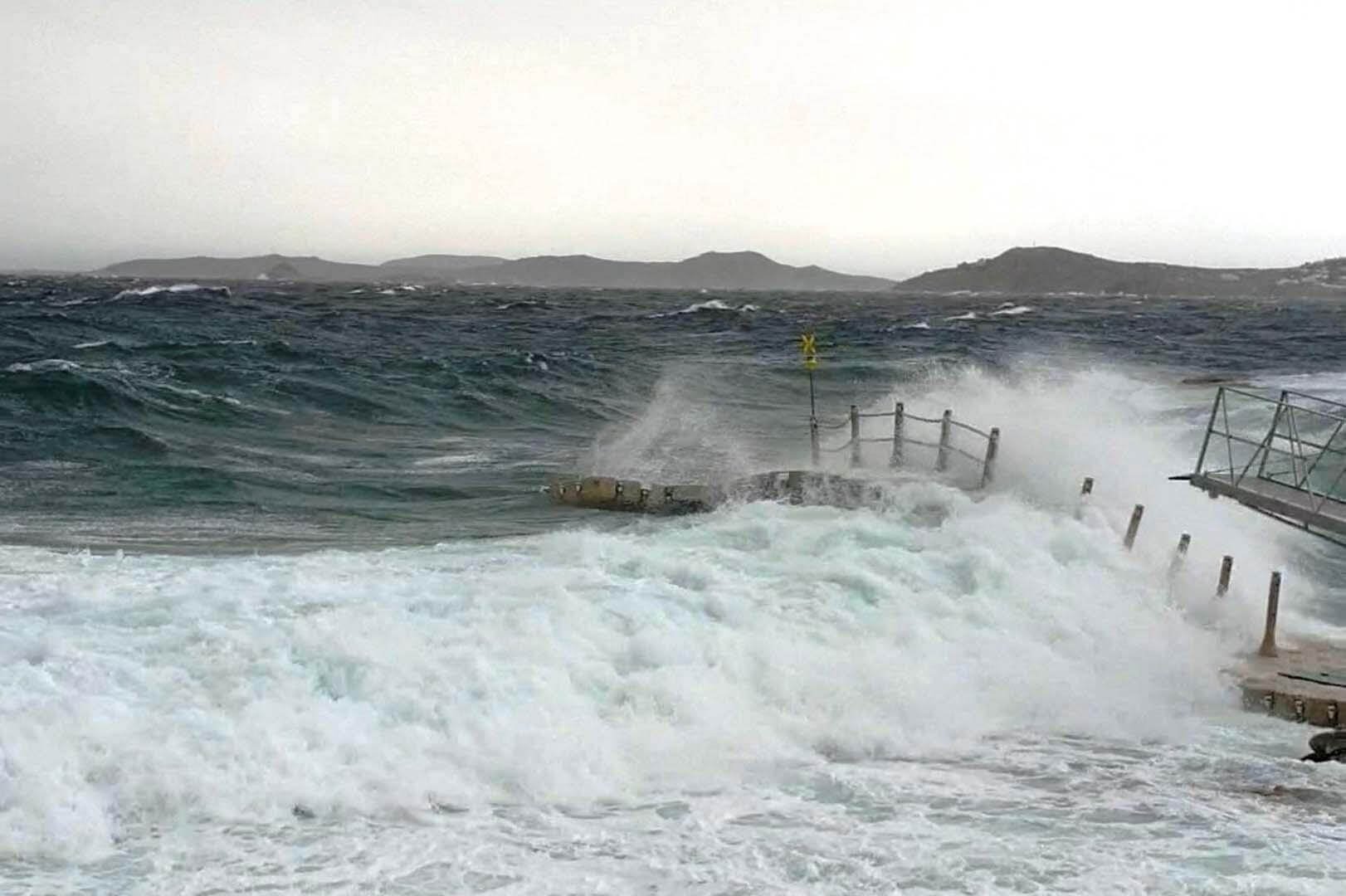 Άσχημες καιρικές συνθήκες - Άσχημες καιρικές συνθήκες - 17