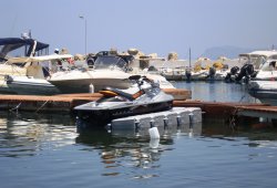 Πλωτό σύστημα Candock Jetslide, μαρίνα Πλατανιά - 3