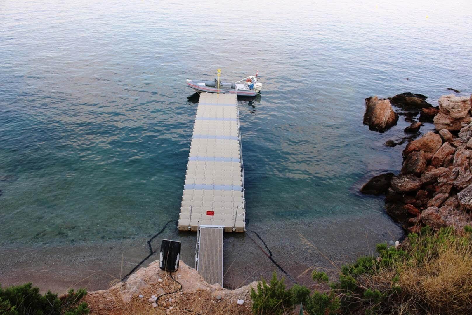 Εξέδρες πρόσδεσης σκαφών - Εξέδρες πρόσδεσης σκαφών - 1