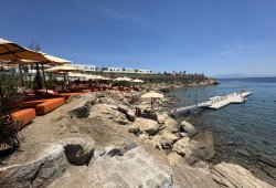 &Pi;&lambda;&omega;&tau;ή &epsilon;&xi;έ&delta;&rho;&alpha; &gamma;&iota;&alpha; &tau;&omicron; Roka Mykonos - 5